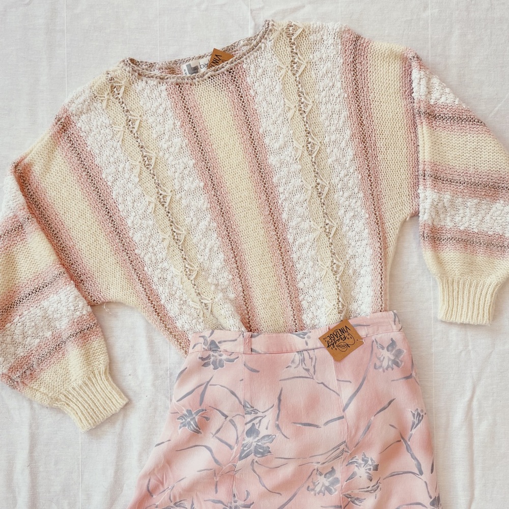 beautiful vintage creamy sweater